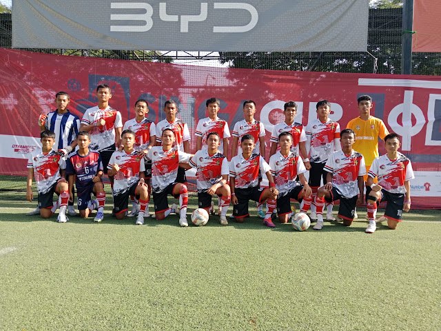Tapteng Sibolga Student FC players in Singapore